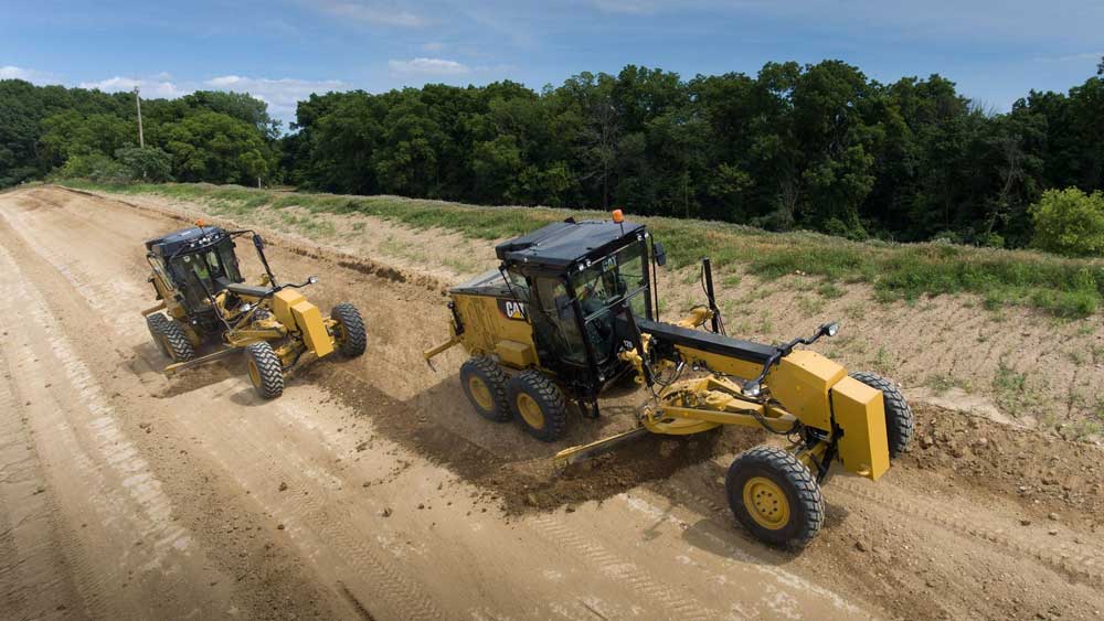 فروش گریدر راه‌سازی در امارات | مدل‌های Cat و Komatsu