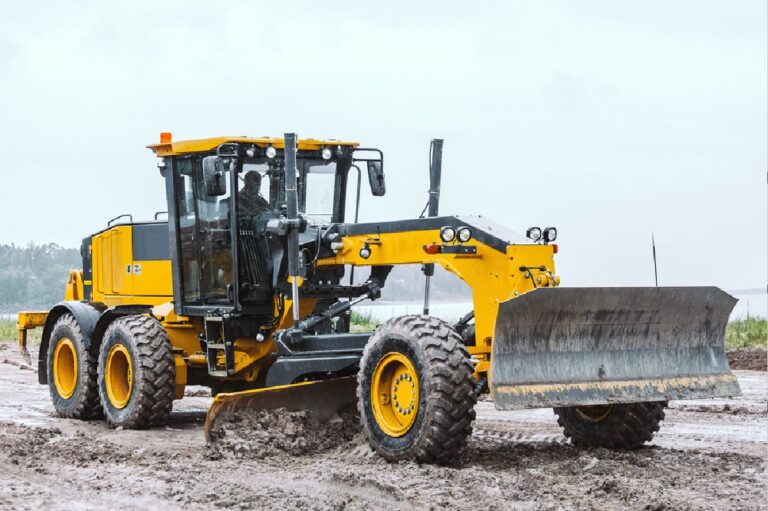 تعمیر و سرویس گریدر | تنظیم تیغه و سیستم هیدرولیک در امارات