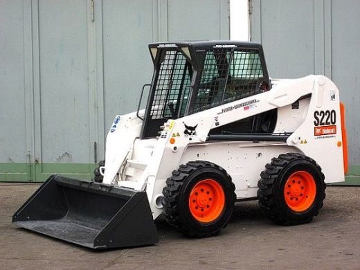 بهترین مینی بیل مکانیکی برای پروژه‌های شهری در دبی | راهنمای انتخاب هوشمندانه