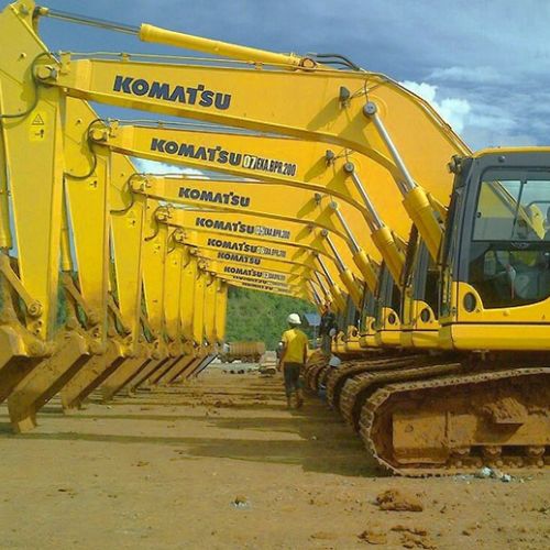 بررسی محبوبترین مدلهای بیل مکانیکی برای پروژههای صنعتی